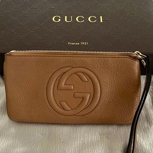 Authentic Gucci Soho Wristlet